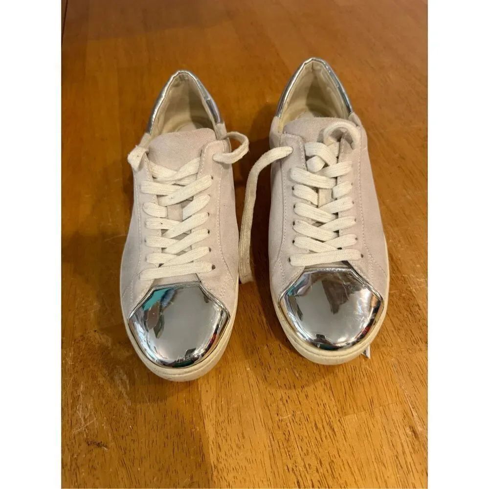 Michael Michael Kors White Leather Silver Toe Sneaker Shoes Size 7.5
